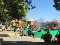 2017-04-23 16-00-26 eb8fa2fd  so many kids!